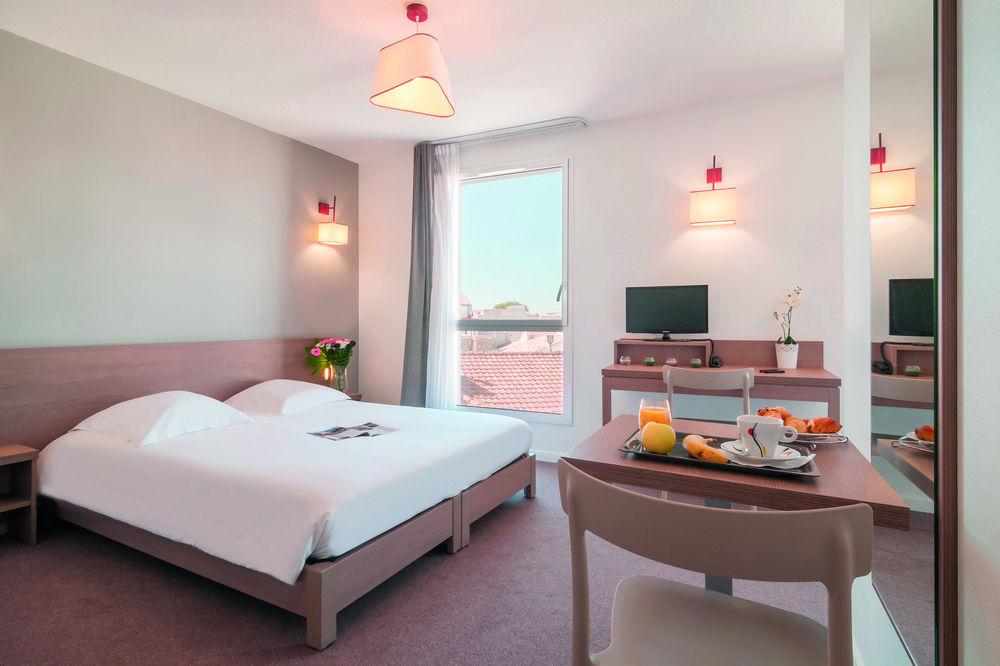 Zenitude Hotel-residences Centre Aparthotel