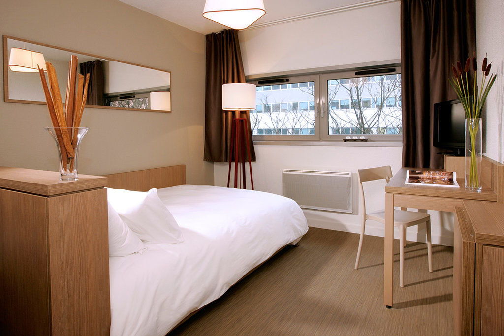 Zenitude Hotel-residences Centre 4* Narbonne